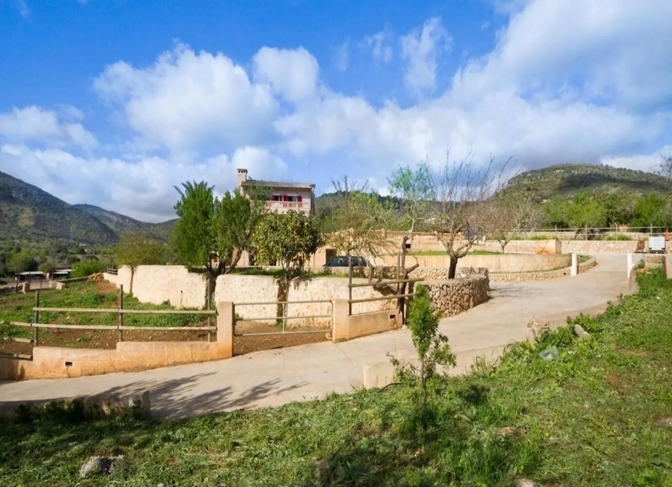 Cas Cavaller Chill House Sant Llorenc Des Cardassar Spain