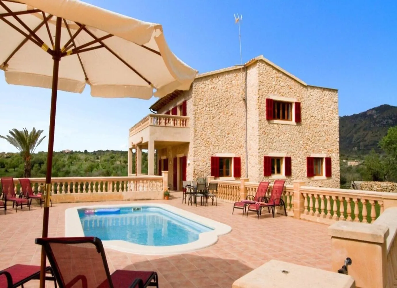 Cas Cavaller Chill House location